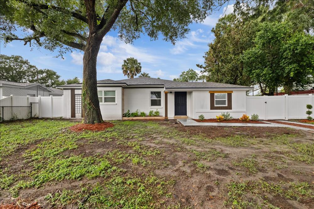 8730 N Calder Pl Tampa