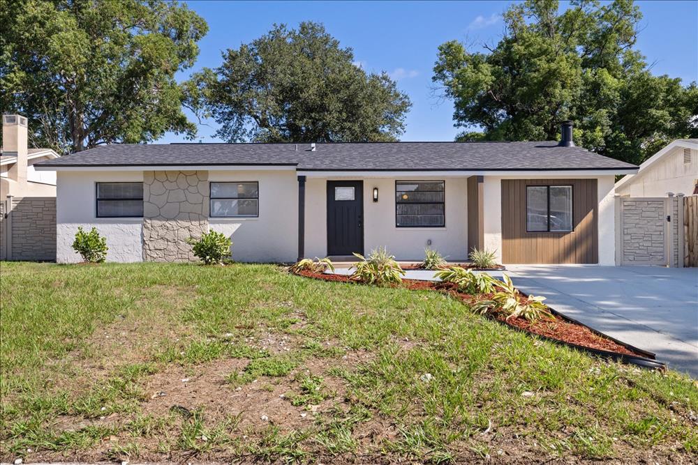 8231 82nd Avenue N Seminole